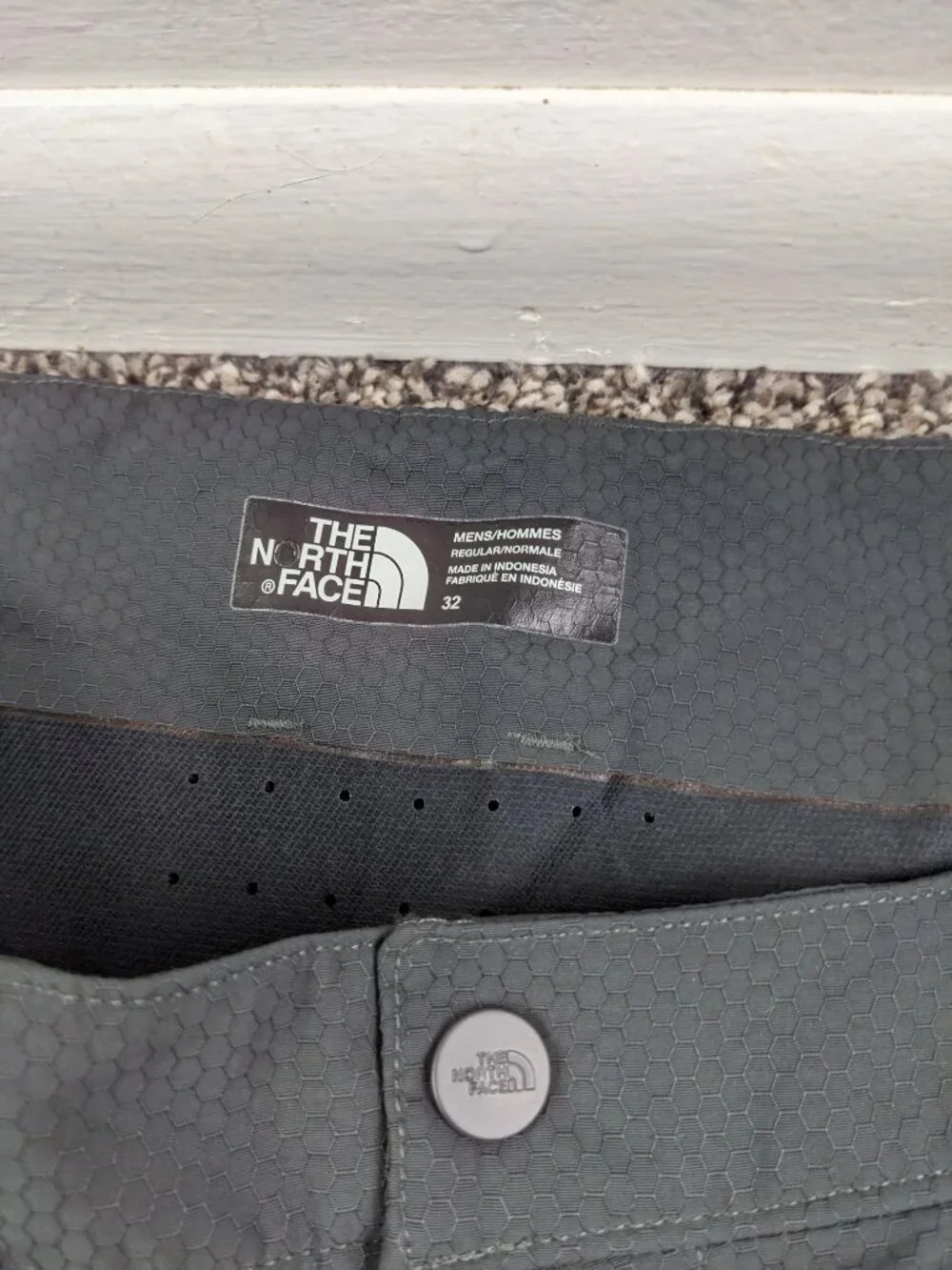 NWT North Face Blazer Pants 100% Nylon 32x32 Hiking Lightweight